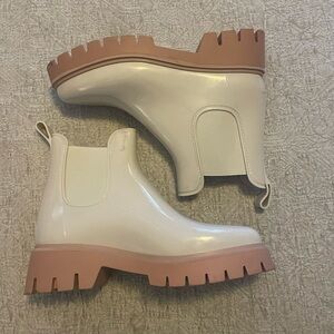 Dolce Vita cream combat rain boots
